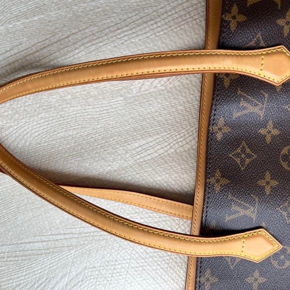 Louis Vuitton Wilshire MM Tote Bag - Picture 6 of 10